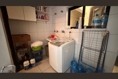 Casa de condomínio para alugar com 458m², 4 quartos e 5 vagas
