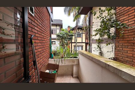 Casa de condomínio para alugar com 458m², 4 quartos e 5 vagas