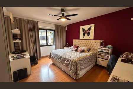 Casa de condomínio para alugar com 458m², 4 quartos e 5 vagas