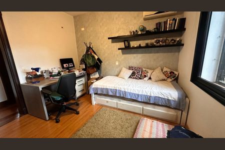 Casa de condomínio para alugar com 458m², 4 quartos e 5 vagas