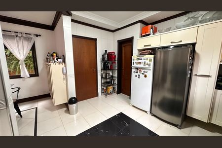 Casa de condomínio para alugar com 458m², 4 quartos e 5 vagas