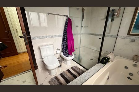 Casa de condomínio para alugar com 458m², 4 quartos e 5 vagas