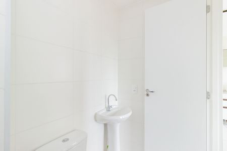 Apartamento à venda com 32m², 2 quartos e sem vaga Apartamento à venda com 32m², 2 quartos e sem vagaBanheiro