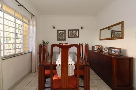 Casa para alugar com 500m², 5 quartos e 2 vagas Casa para alugar com 500m², 5 quartos e 2 vagasSala de Jantar