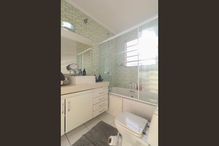 Casa para alugar com 500m², 5 quartos e 2 vagas Casa para alugar com 500m², 5 quartos e 2 vagasBanheiro