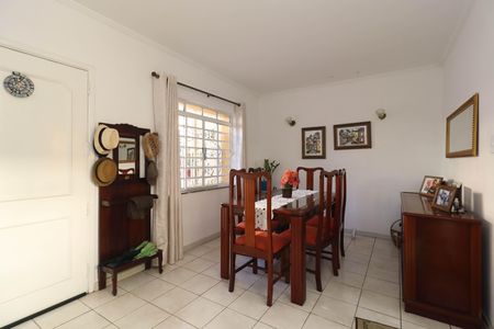 Casa para alugar com 500m², 5 quartos e 2 vagas Casa para alugar com 500m², 5 quartos e 2 vagasSala de Jantar