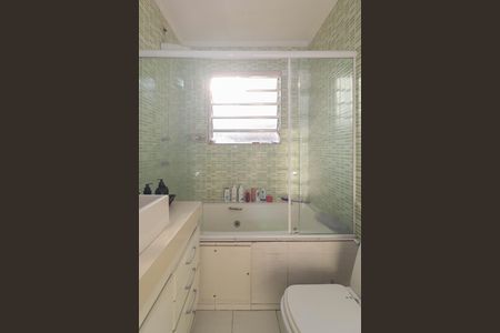 Casa para alugar com 500m², 5 quartos e 2 vagas Casa para alugar com 500m², 5 quartos e 2 vagasBanheiro