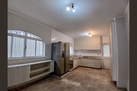 Casa à venda com 367m², 4 quartos e 2 vagasCozinha