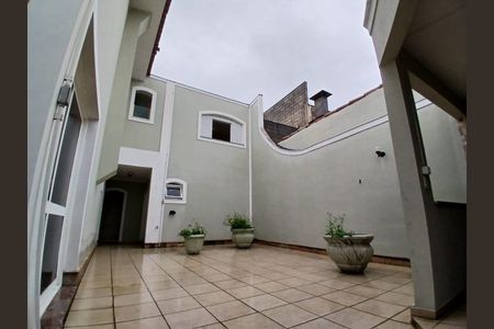 Casa à venda com 367m², 4 quartos e 2 vagasÁrea externa