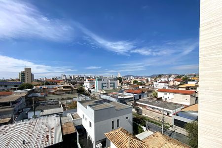 Apartamento à venda com 130m², 2 quartos e 3 vagas