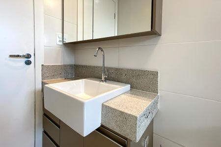 Apartamento à venda com 130m², 2 quartos e 3 vagas
