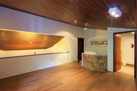 Casa à venda com 4 quartos, 279m² em Jardim Marajoara, São Paulo