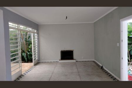 Casa à venda com 3 quartos, 270m² em Jardim Novo Mundo, São Paulo