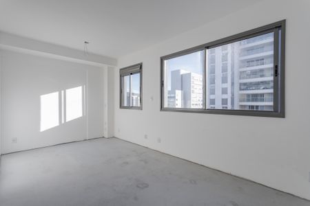 Sala/Quarto de kitnet/studio à venda com 1 quarto, 30m² em Jardim do Salso, Porto Alegre