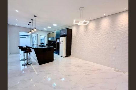 Casa à venda com 177m², 3 quartos e 2 vagas