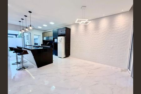Casa à venda com 177m², 3 quartos e 2 vagas