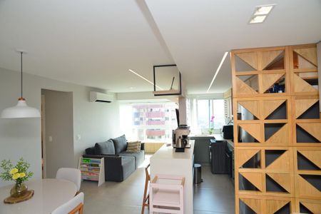 Apartamento à venda com 65m², 2 quartos e 1 vaga Apartamento à venda com 65m², 2 quartos e 1 vagaSala