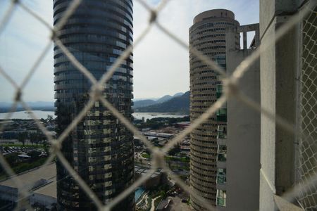 Apartamento à venda com 65m², 2 quartos e 1 vaga Apartamento à venda com 65m², 2 quartos e 1 vagaVista da Varanda