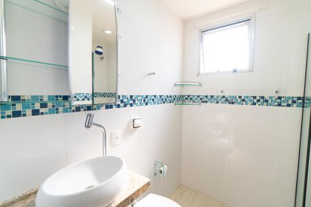 Apartamento para alugar com 90m², 3 quartos e 1 vaga Apartamento para alugar com 90m², 3 quartos e 1 vagaBanheiro Social