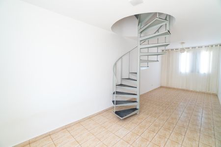Sala de apartamento para alugar com 3 quartos, 90m² em Vila Guarani, São Paulo