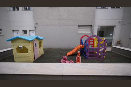 Apartamento para alugar com 63m², 2 quartos e 2 vagasÁrea comum - Playground