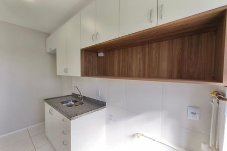 Cozinha de apartamento para alugar com 2 quartos, 42m² em Jardim Ibirapuera, Campinas