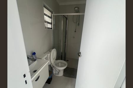 Casa à venda com 210m², 3 quartos e 5 vagas Casa à venda com 210m², 3 quartos e 5 vagasBanheiro de serviço