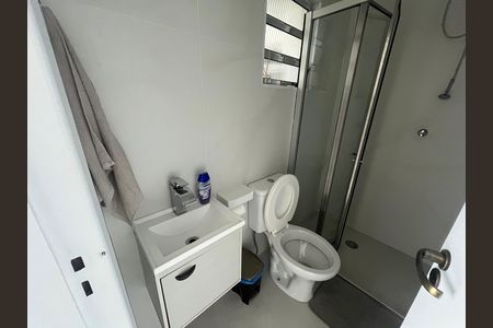 Casa à venda com 210m², 3 quartos e 5 vagas Casa à venda com 210m², 3 quartos e 5 vagasBanheiro de serviço