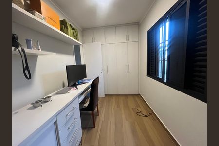 Casa à venda com 210m², 3 quartos e 5 vagas Casa à venda com 210m², 3 quartos e 5 vagasQuarto 1