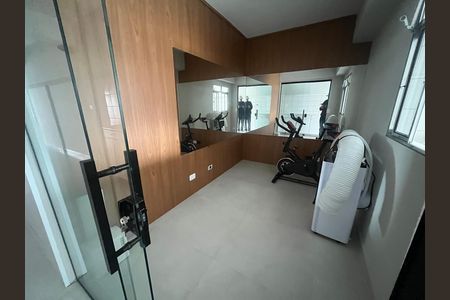 Casa à venda com 210m², 3 quartos e 5 vagas Casa à venda com 210m², 3 quartos e 5 vagasAcademia