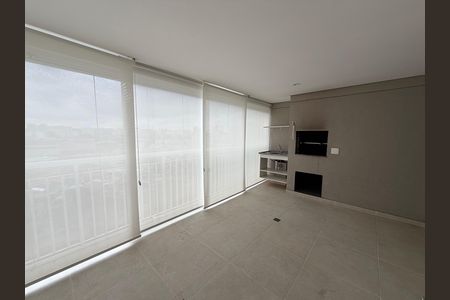 Apartamento para alugar com 65m², 2 quartos e 1 vaga Apartamento para alugar com 65m², 2 quartos e 1 vagaVaranda