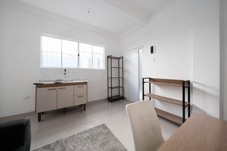 Casa para alugar com 50m², 2 quartos e sem vagaSala/Cozinha