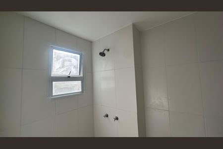 Apartamento para alugar com 72m², 2 quartos e 1 vaga Apartamento para alugar com 72m², 2 quartos e 1 vagaBanheiro do Quarto 1