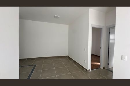 Apartamento para alugar com 72m², 2 quartos e 1 vaga Apartamento para alugar com 72m², 2 quartos e 1 vagaSala