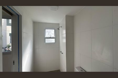 Apartamento para alugar com 72m², 2 quartos e 1 vaga Apartamento para alugar com 72m², 2 quartos e 1 vagaBanheiro do Quarto 1
