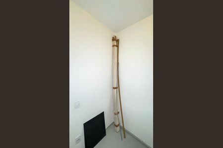 Área de Serviço de apartamento para alugar com 3 quartos, 97m² em Itaim Bibi, São Paulo