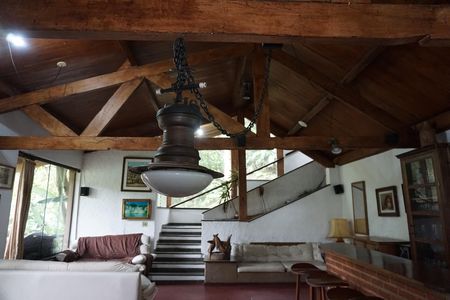 Casa para alugar com 3500m², 4 quartos e 4 vagasSala