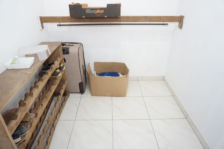 Casa para alugar com 3500m², 4 quartos e 4 vagasCloset da suíte 2
