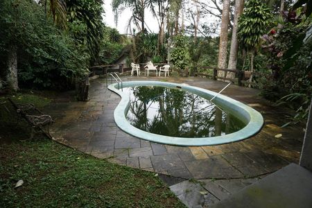 Casa para alugar com 3500m², 4 quartos e 4 vagasPiscina