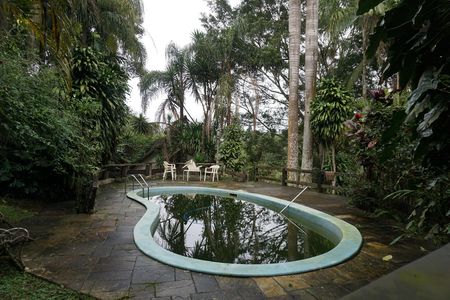 Casa para alugar com 3500m², 4 quartos e 4 vagasPiscina