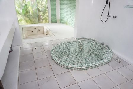 Casa para alugar com 3500m², 4 quartos e 4 vagasBanheiro da Suíte 1