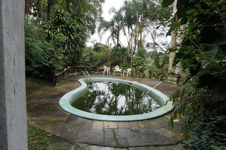 Casa para alugar com 3500m², 4 quartos e 4 vagasPiscina