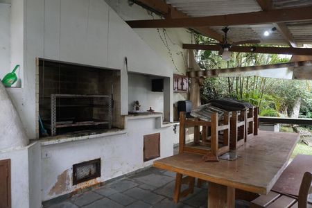 Casa para alugar com 3500m², 4 quartos e 4 vagasChurrasqueira