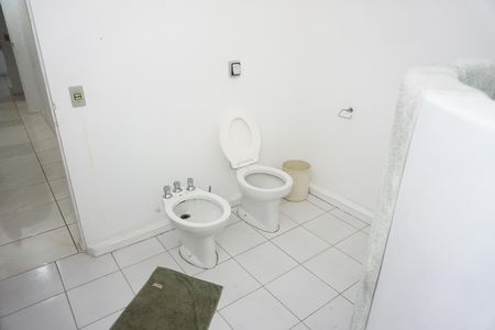 Casa para alugar com 3500m², 4 quartos e 4 vagasBanheiro