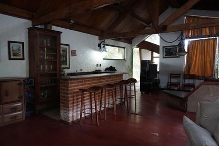 Sala de casa para alugar com 4 quartos, 3500m² em Vale do Sol, Embu das Artes