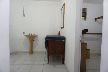 Casa para alugar com 3500m², 4 quartos e 4 vagasBanheiro da Suíte 2
