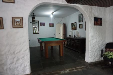 Casa para alugar com 3500m², 4 quartos e 4 vagasHall de entrada