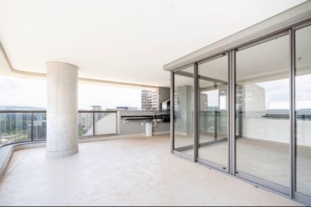 Apartamento à venda com 244m², 4 quartos e 4 vagas Apartamento à venda com 244m², 4 quartos e 4 vagasFoto 03