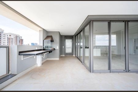 Apartamento à venda com 244m², 4 quartos e 4 vagas Apartamento à venda com 244m², 4 quartos e 4 vagasFoto 05