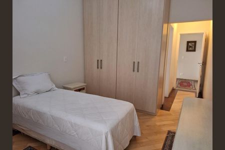Casa à venda com 383m², 4 quartos e 4 vagas Casa à venda com 383m², 4 quartos e 4 vagasFoto 20
